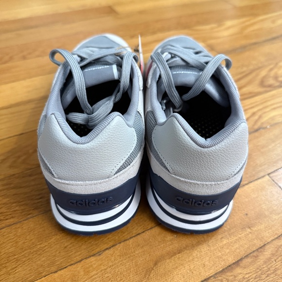 adidas Run 80s Mens size 10.5 Grey Red Blue Running Shoes ID1882 Three Retro - Picture 3 of 5